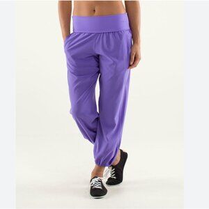 Lululemon Om Pant - Power Purple - size 8